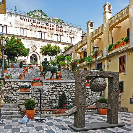 Appartamento Mari E Amuri Giardini Naxos